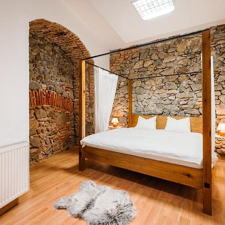 Michalska Residence 1 Братислава Экстерьер фото