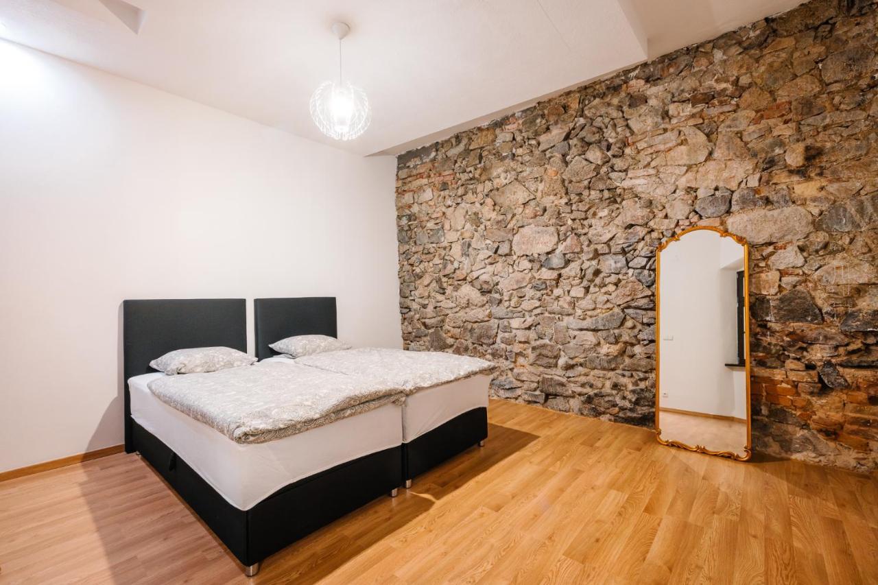 Michalska Residence 1 Братислава Экстерьер фото